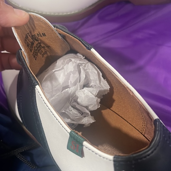 School shoes! - Picture 3 of 3